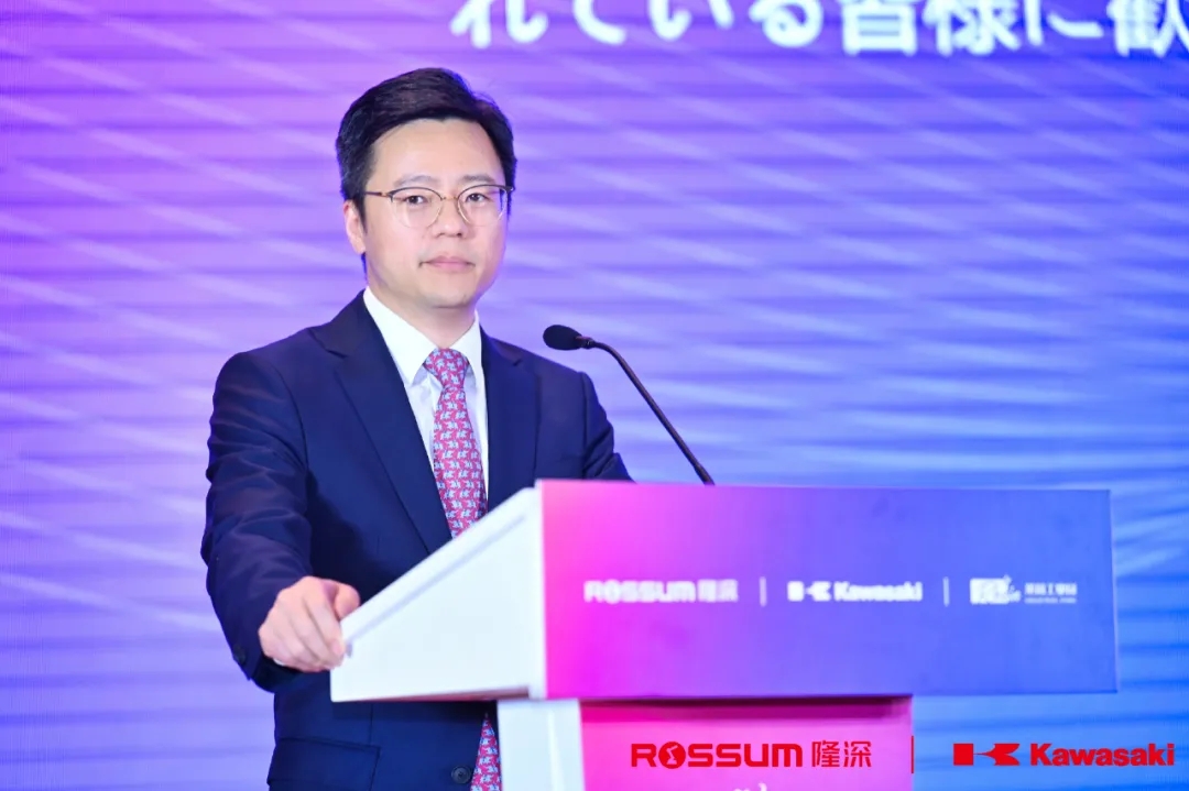 e52982fce1404b8d99615dfcf93ef473.jpg e52982fce1404b8d99615dfcf93ef473.jpg